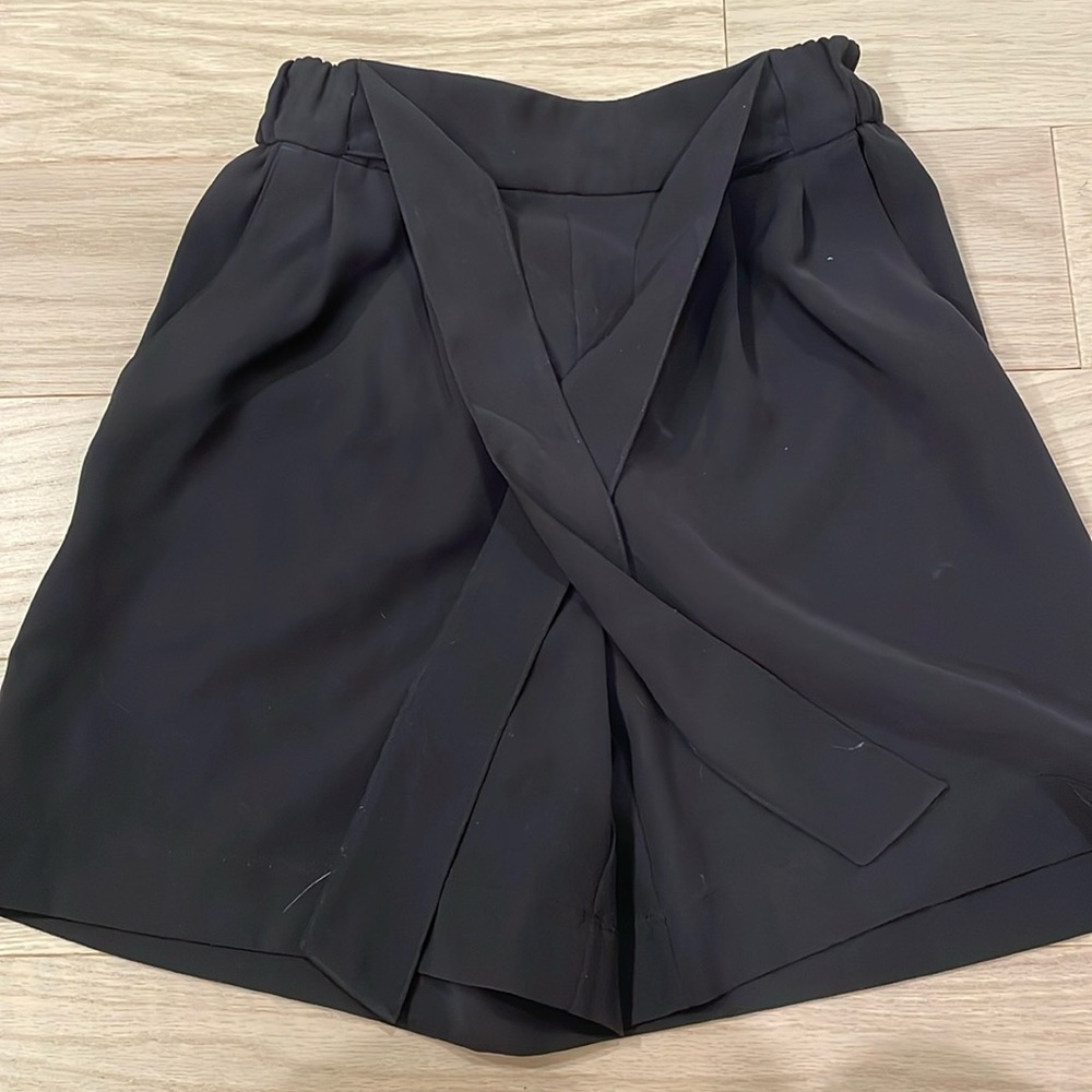 Lululemon short